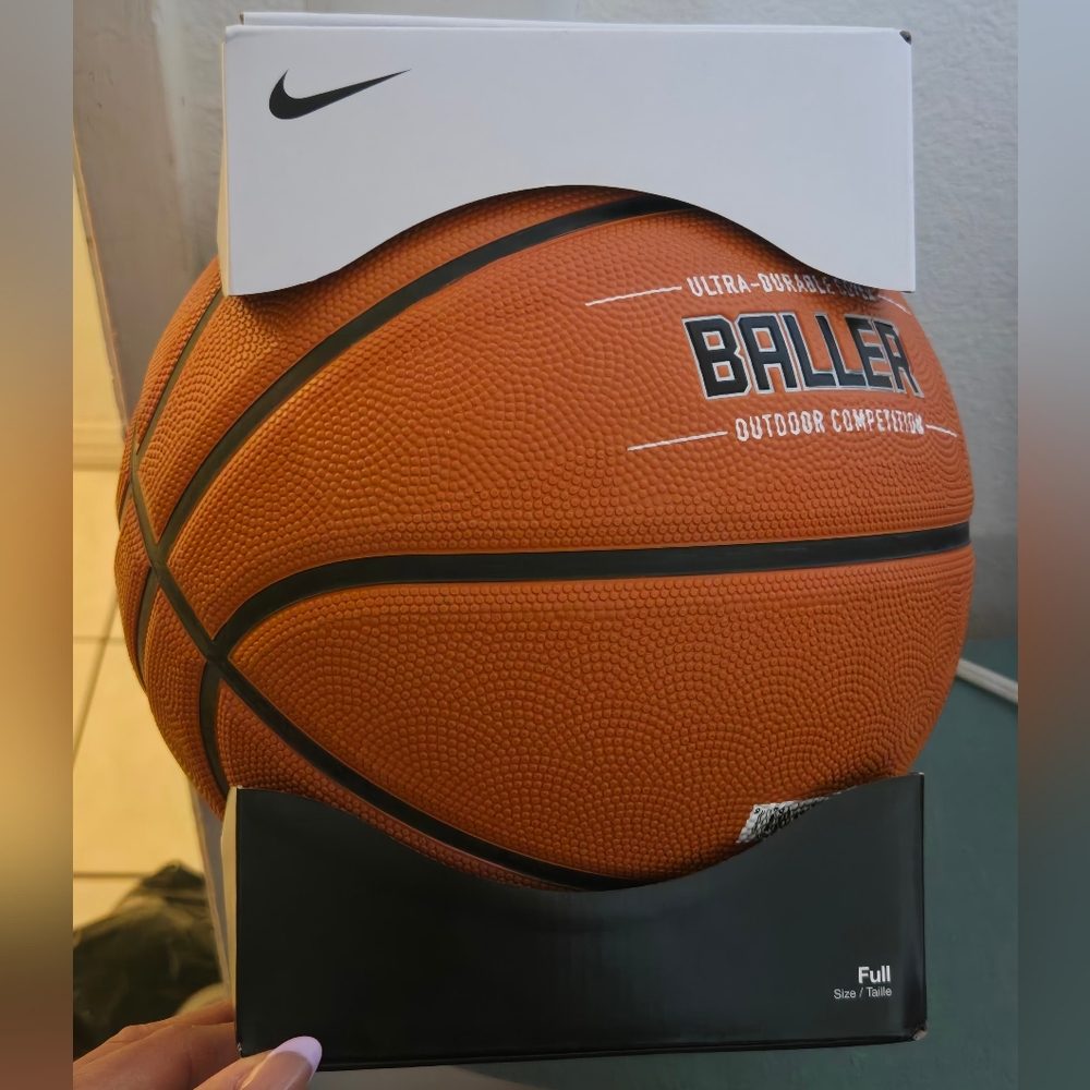 Nike Baller Outdoor Basketball
